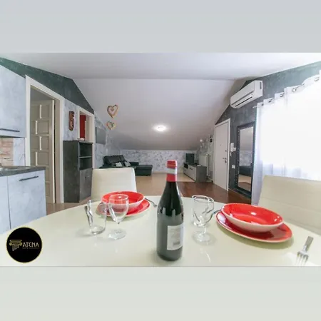 Atena Imperial Apartament *